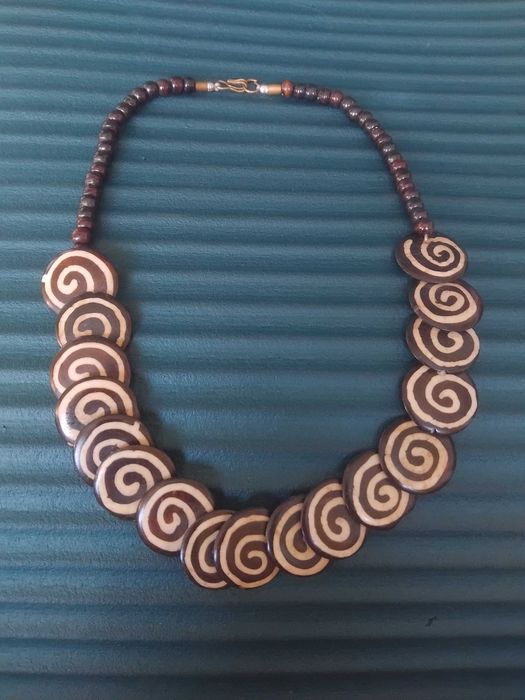 Дамско АРТ Колие