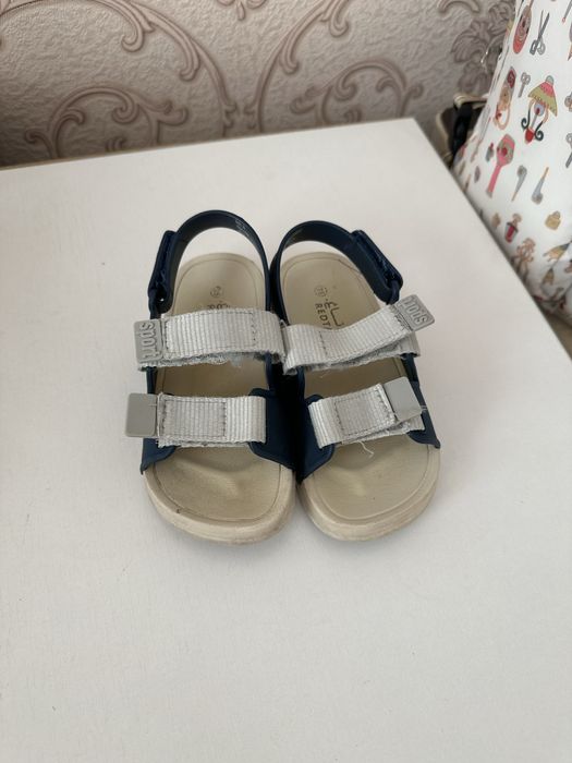 Детские сандалии Redtag 25 размер