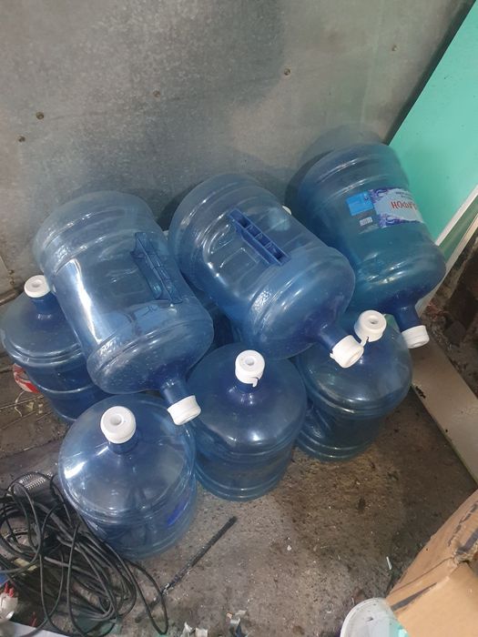 Продам 19л бутулка наличи 10шт