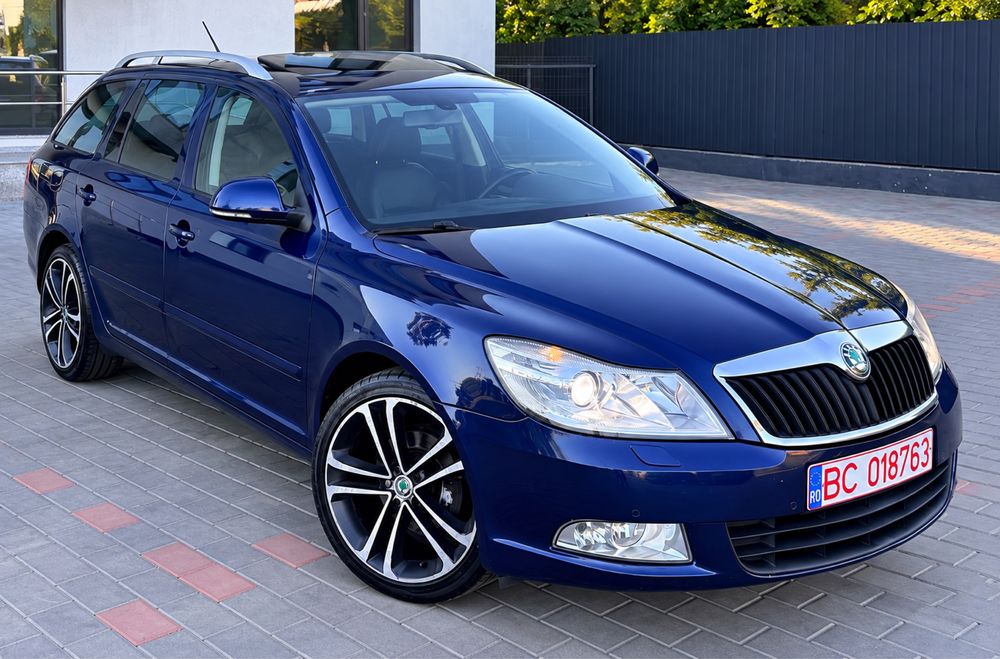 SKODA Octavia 2012 — imagine 3