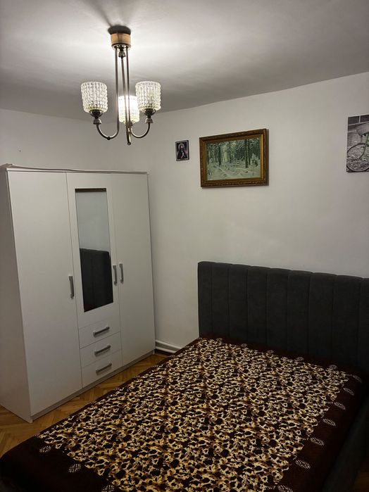 Apartament de închiriat