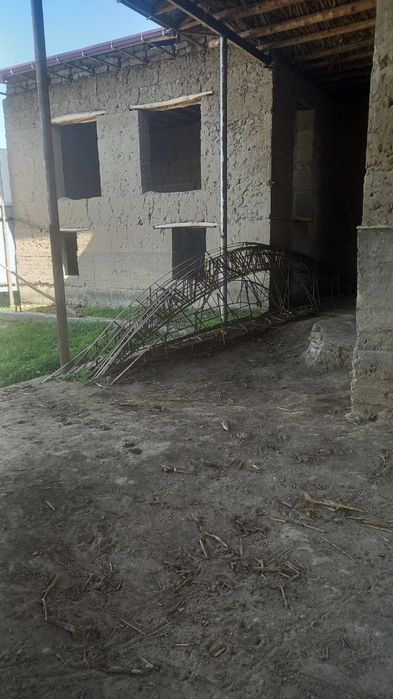 8 sutik uchastka sotiladi