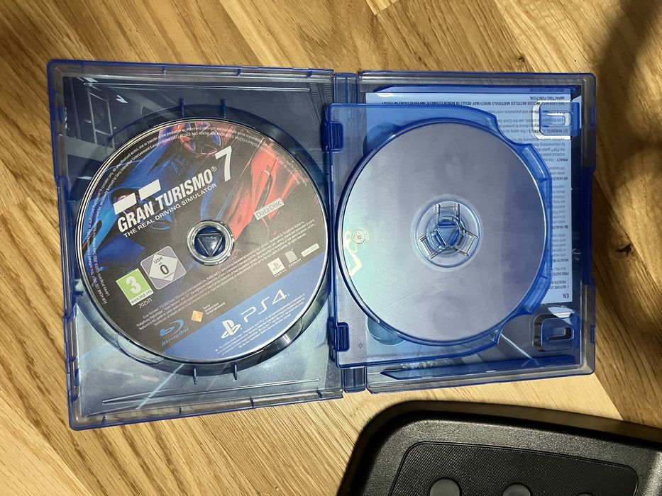 Vand volan gaming Logitech G29 garantie + joc Gran Turismo 7