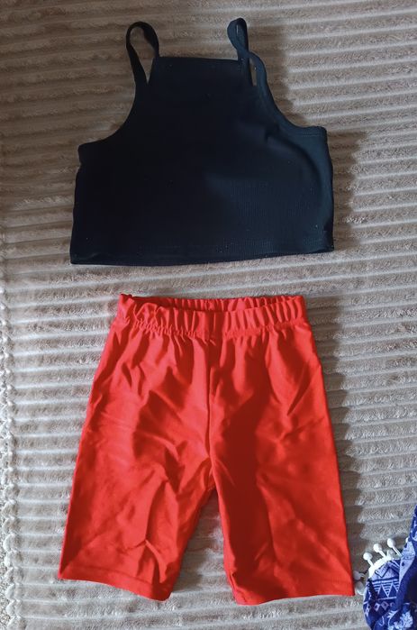 Отдам одежду и обувь на девочку