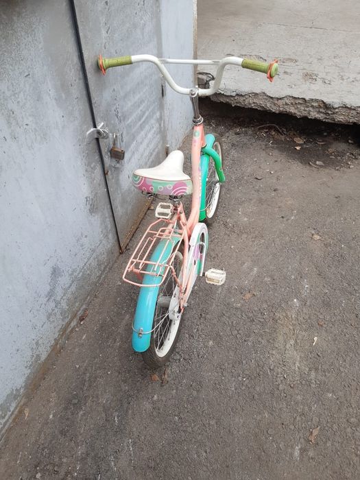 Продам велосипед для девочки