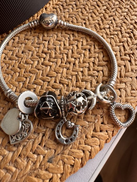 Продам браслет Пандора