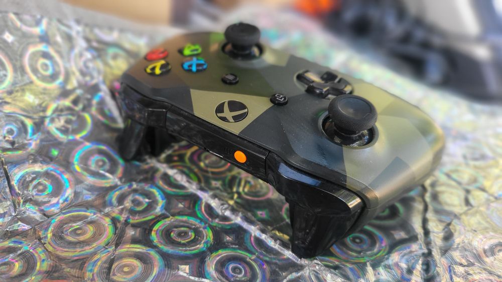 Лимитиран камофлажен контролер джойстик Xbox one series PC компютър