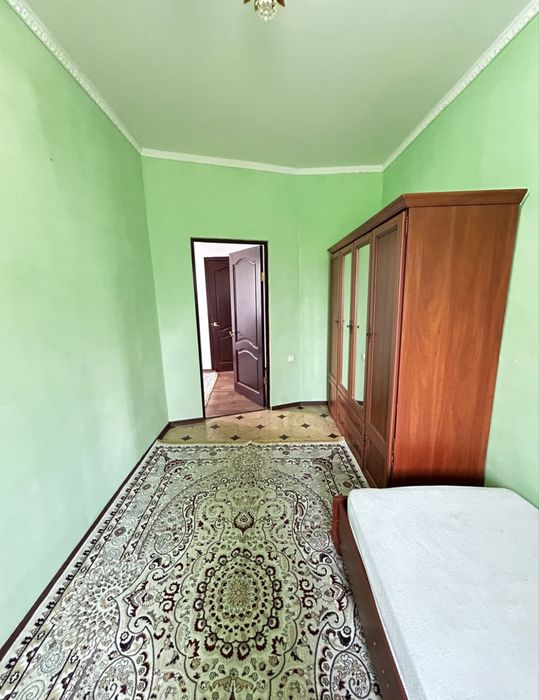 Сдается коттедж в  Юнис сити. 300 кв2 в