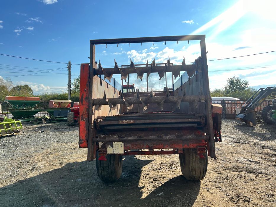 Mig de împrastiat gunoi  Corme de 8,500 tone