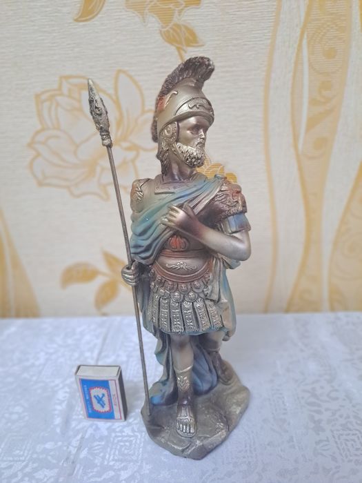 Статуэтки ФЕЙ прицесы и животный для офисов любителей лошади дкставка