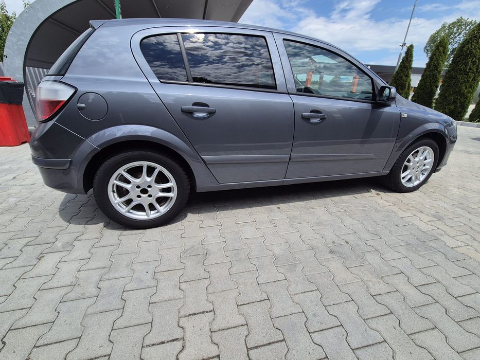 Opel Astra H de vanzare