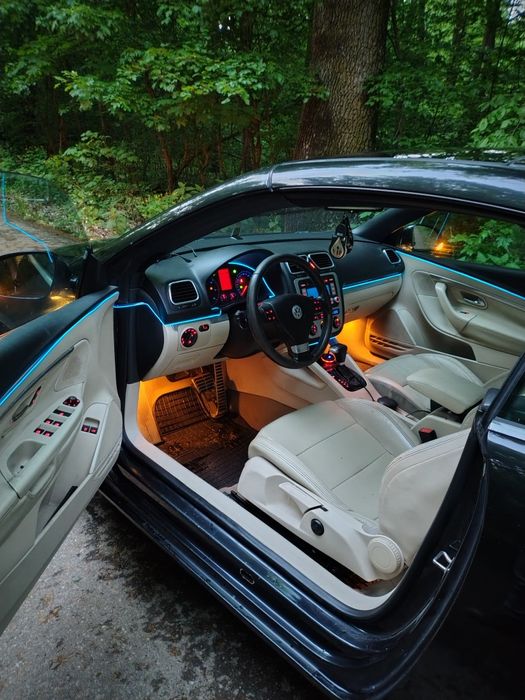 Vând Volkswagen Eos