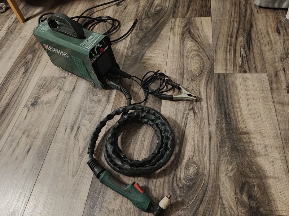 Vând aparat de tăiat cu plasma Parkside PPS 40 B2