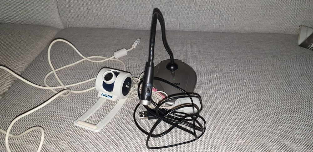 Camera video Philips + microfon Trust MC 3200 - LIVRARE GRATUITA!