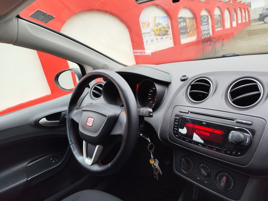 Seat ibiza  1.2 diesel 2011. euro 5 înscris recent ambreiaj distribuție noi  /variante