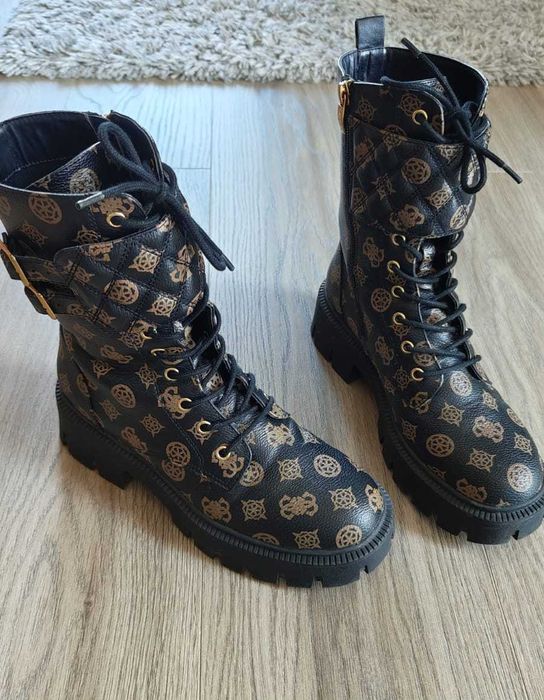 Cizme/Ghete Guess