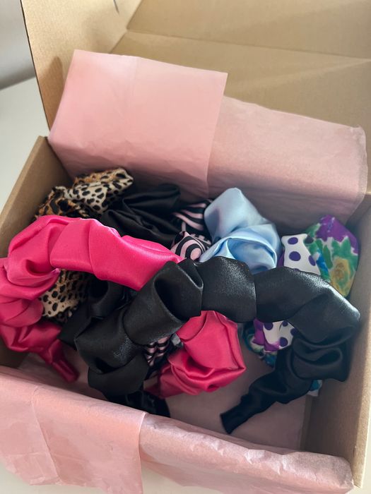 ръчно изработени сатенени скрънчета