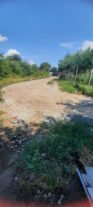 Vand teren pentru casa