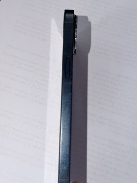 Vând iPhone 13, 128 GB