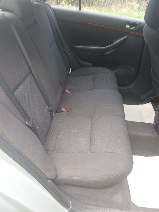 De vânzare Toyota avensis t25 d4d detali 0768419799