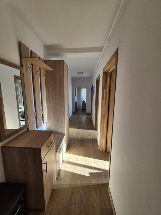 Apartament de închiriat