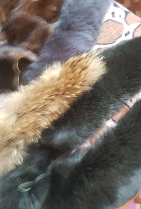 Продам меховые воротники б/у