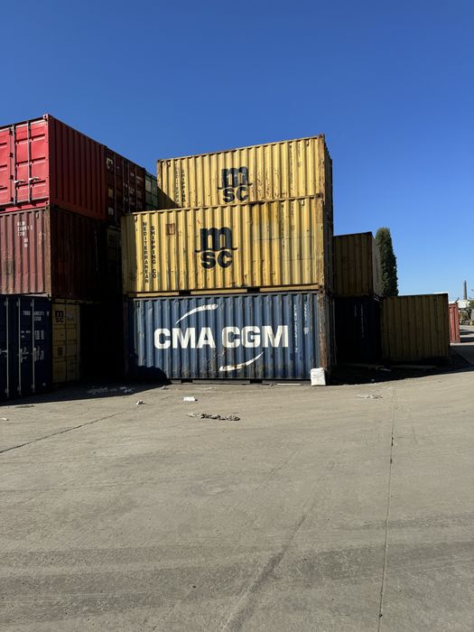 Container  maritim 6 m si 12 m spatiu depozitare