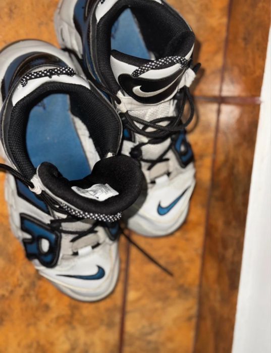 Vând Nike Air UmTempo