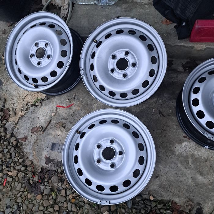 Set 4 buc jante Vw Golf,TuranAudi,Seat 5X112/6J/ET47/R15 fara rugina