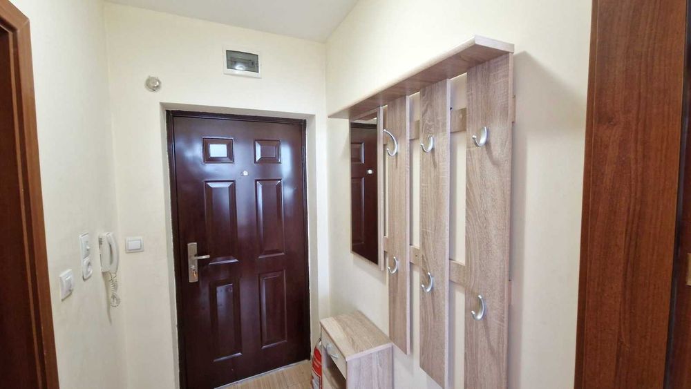 Дава се под наем Едностаен апартамент в Бургас, Лазур - 45 кв.м за 101741.94 € - Снимка #11