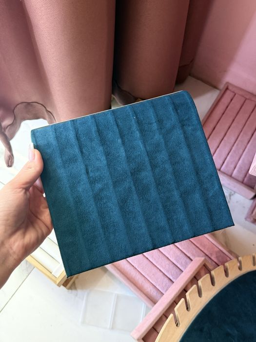 Продам б/у трафаретки под украшении