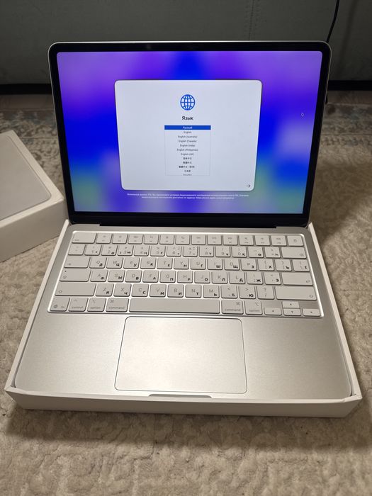 MacBook Neo Срочно продаю