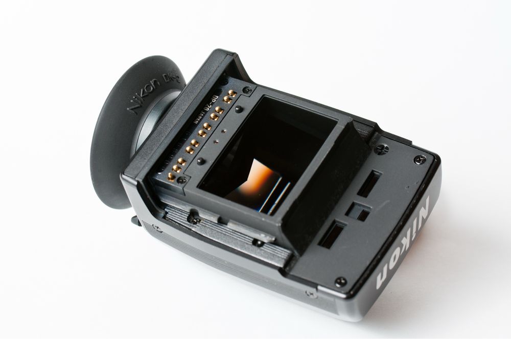 Продам Nikon F4 DK-20