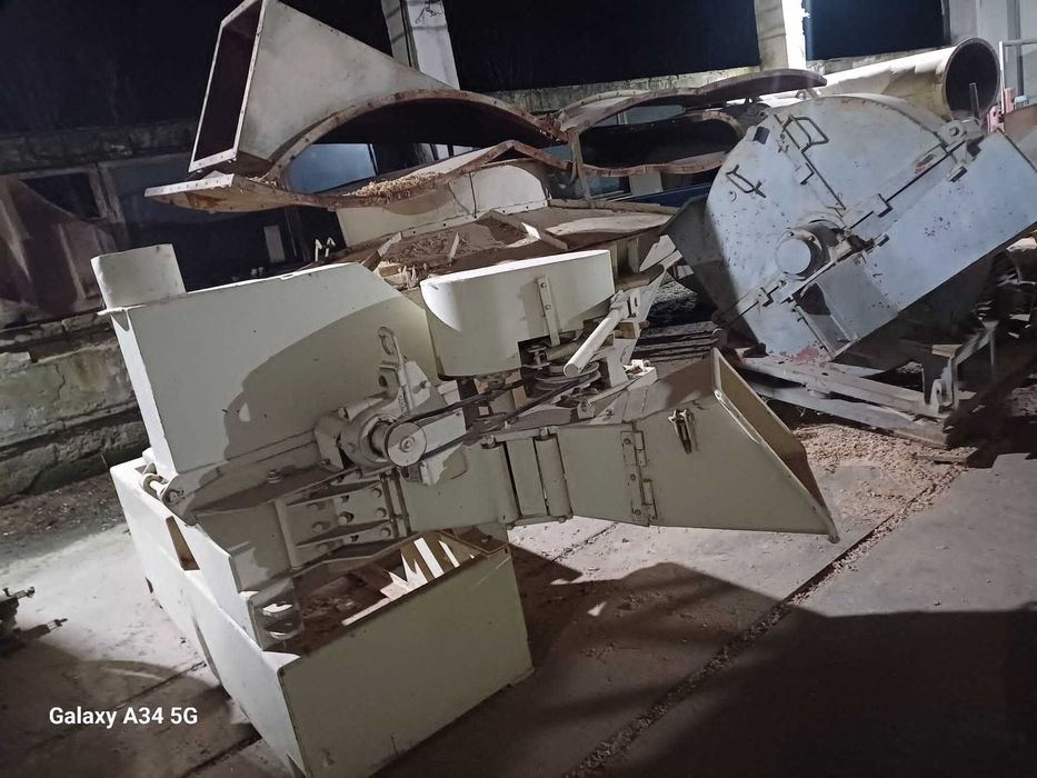 Vând Linie de Brichetare