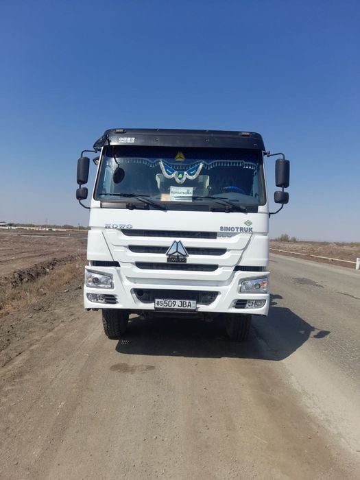 Sinotruk HOWO 32 tonnalik samansvallar