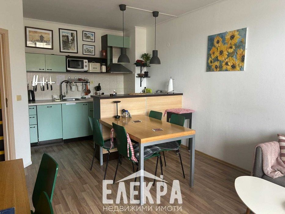 Продава се Двустаен апартамент в Варна, Център - 69 кв.м за 1435 €/кв.м - Снимка #1