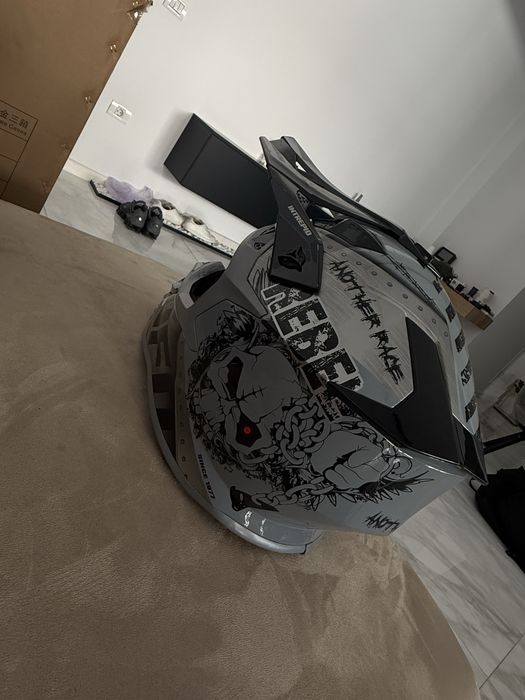 Casca ufo intrepid m