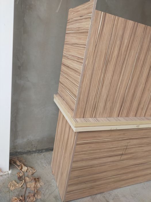 Продается письменный стол