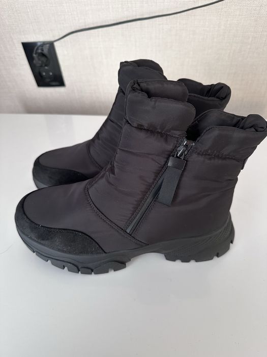 женские дутики.