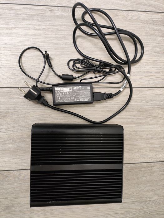 Intel NUC Fanless i3-7100u