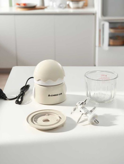 Мощный блендер измельчитель