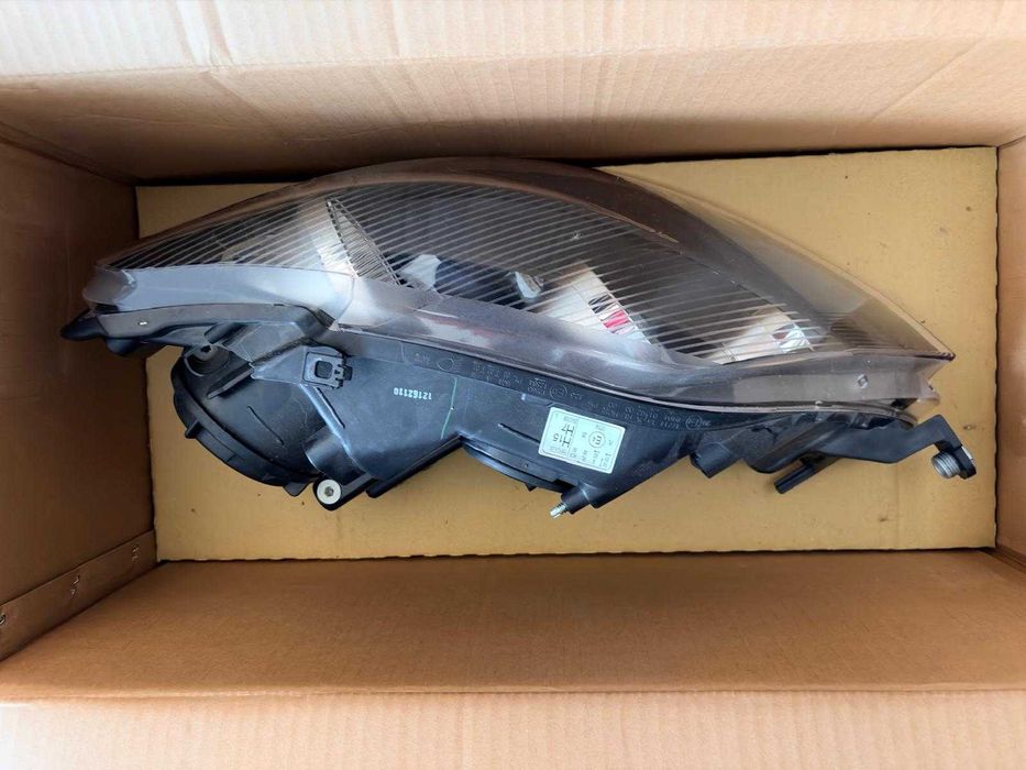 Far stanga Golf 5 Plus NOU 2005-2013 5M1941005G, 5M1941029G