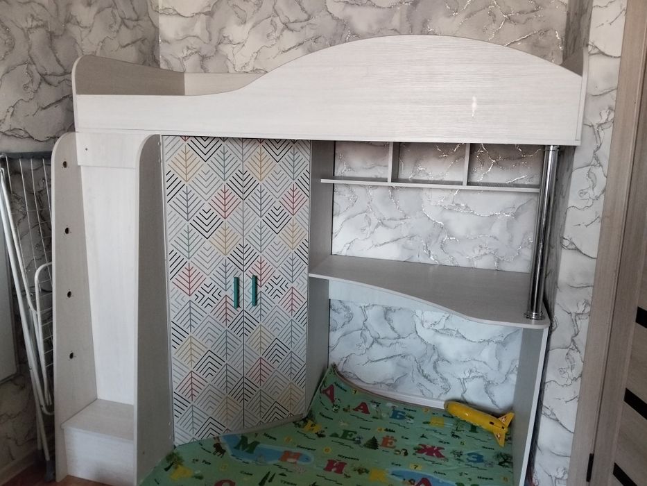 Продам детскую кровать чердак