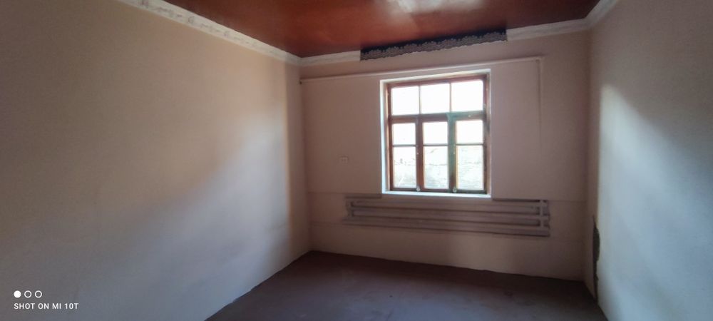 Продам дом не долеко от города