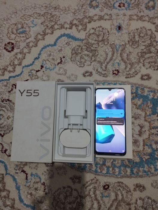 Vivo y55 8/128 гб