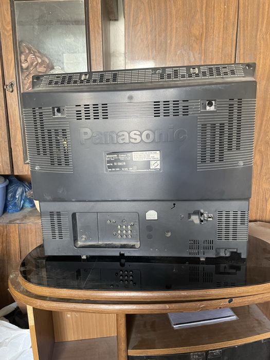 Mebel oynasi avalnik 3 dona televizor panasonic hamma yogi ishlidi