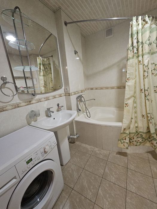 Сдаю 2-х ком кв на Дархане Московские высотки