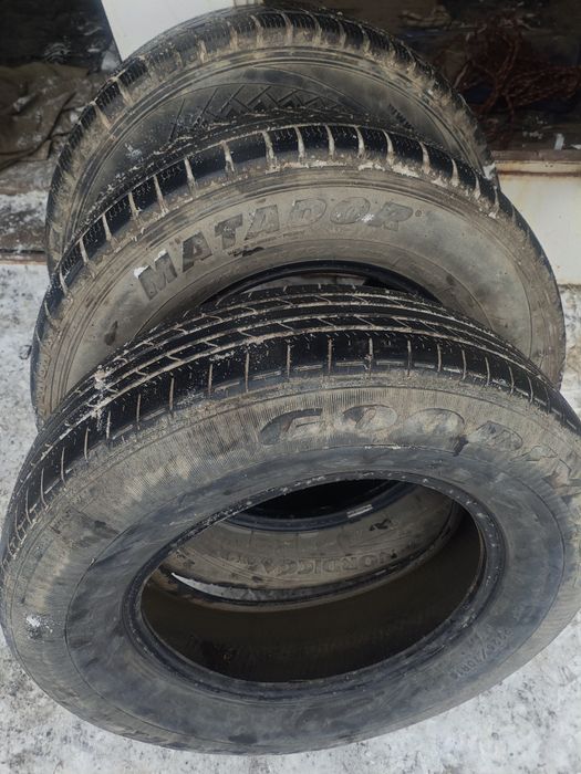 Шины летние 235/70/16