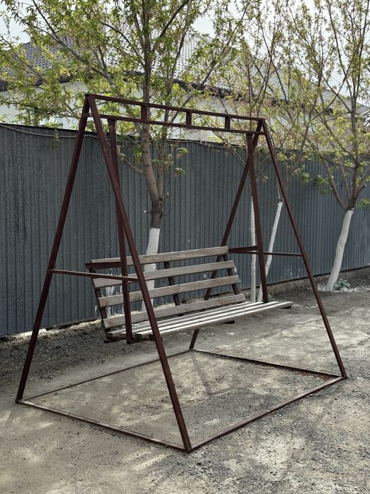 Качелья для двора, сада