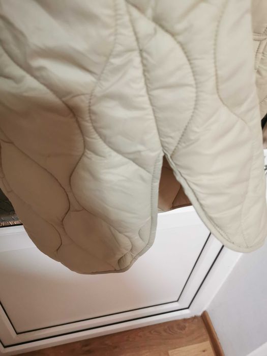 geaca nou 3xl, bej, cu gluga! Waikiki